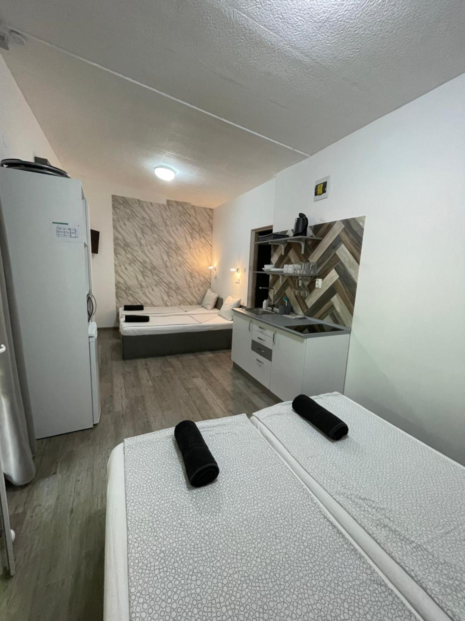Tutti Apartment