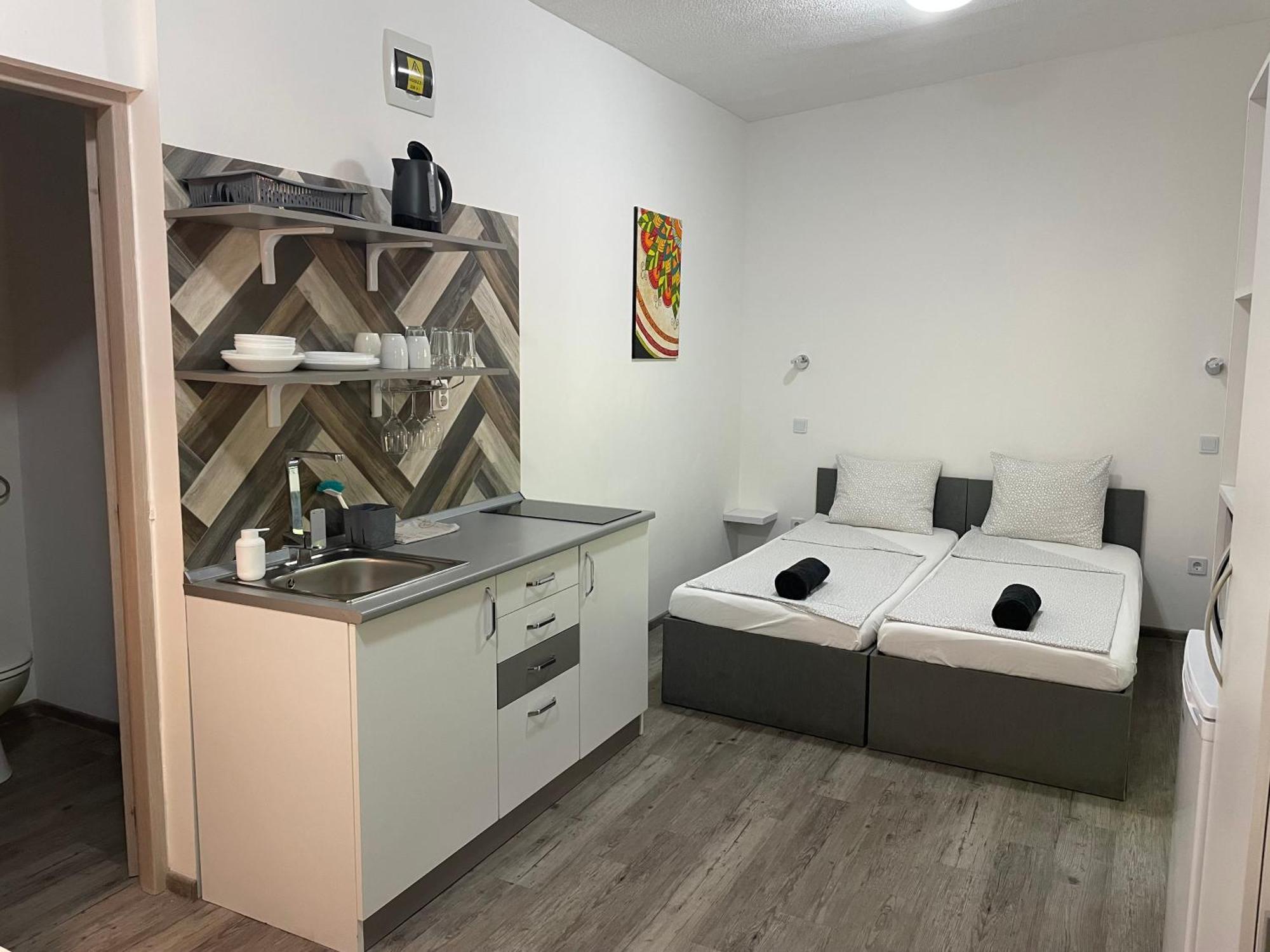 Tutti Apartment *